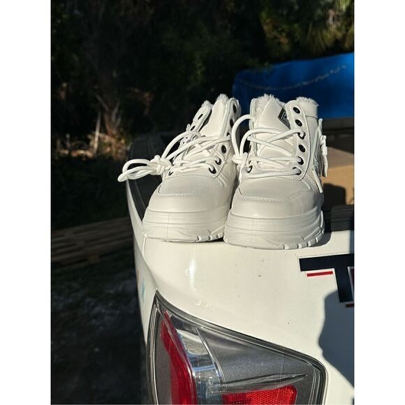 Women's Casual High Top Shoes, Winter Plush Lined Warm Shoes, Thick Soled Lace-u - Picture 2 of 9